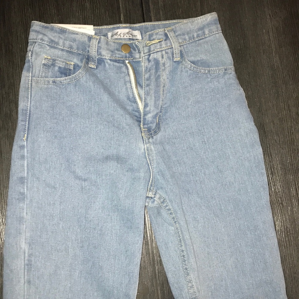 Brand new high waisted jeans, size 26